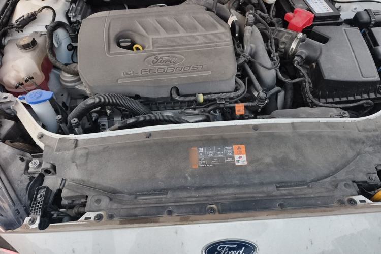 Used Ford Mondeo 2020 EcoBoost 180 Stylish Model Engine Bay