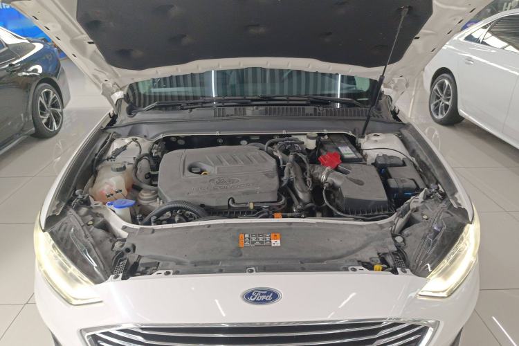 Used Ford Mondeo 2020 EcoBoost 180 Stylish Model Engine Bay