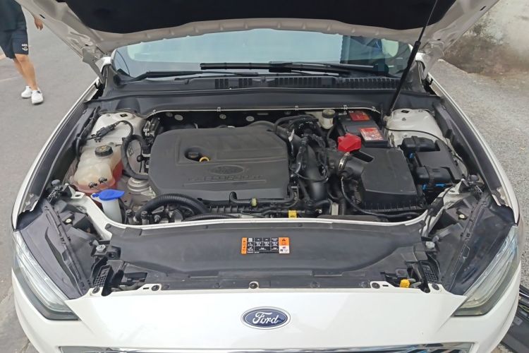 Used Ford Mondeo 2020 EcoBoost 180 Stylish Model Engine Bay