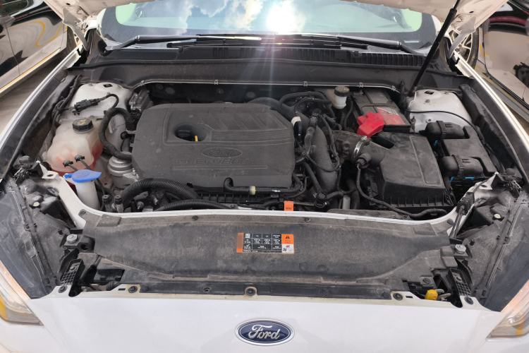 Used Ford Mondeo 2020 EcoBoost 180 Stylish Model Engine Bay