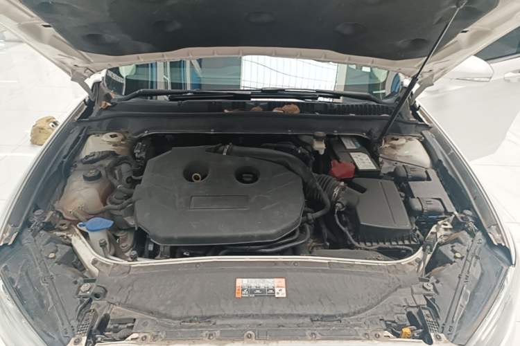 Used Ford Mondeo 2020 EcoBoost 200 Stylish Model Engine Bay