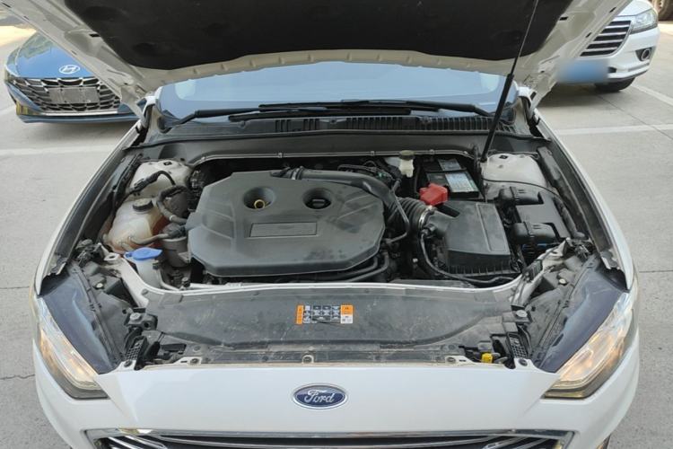 Used Ford Mondeo 2020 EcoBoost 200 Stylish Model Engine Bay