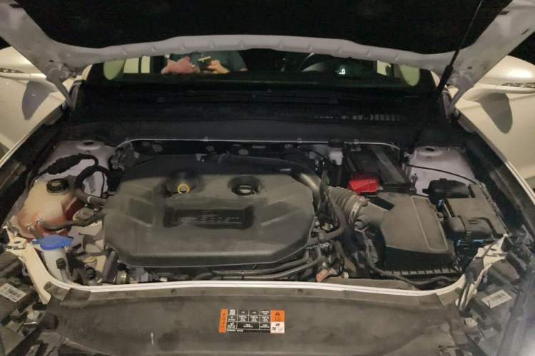 Used Ford Mondeo 2020 EcoBoost 200 Luxury Model Engine Bay
