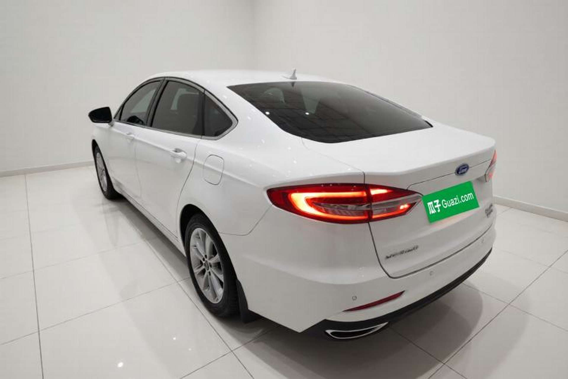 Used Ford Mondeo 2020 EcoBoost 200 Stylish Model Exterior 2