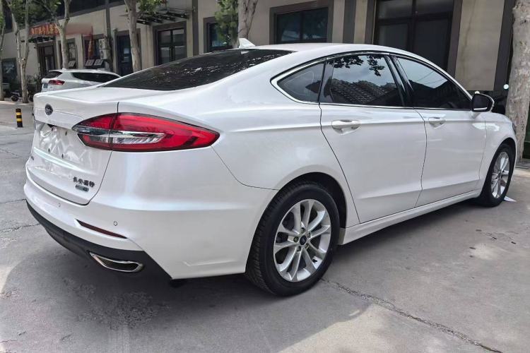 Used Ford Mondeo 2020 EcoBoost 180 Stylish Model Exterior 2