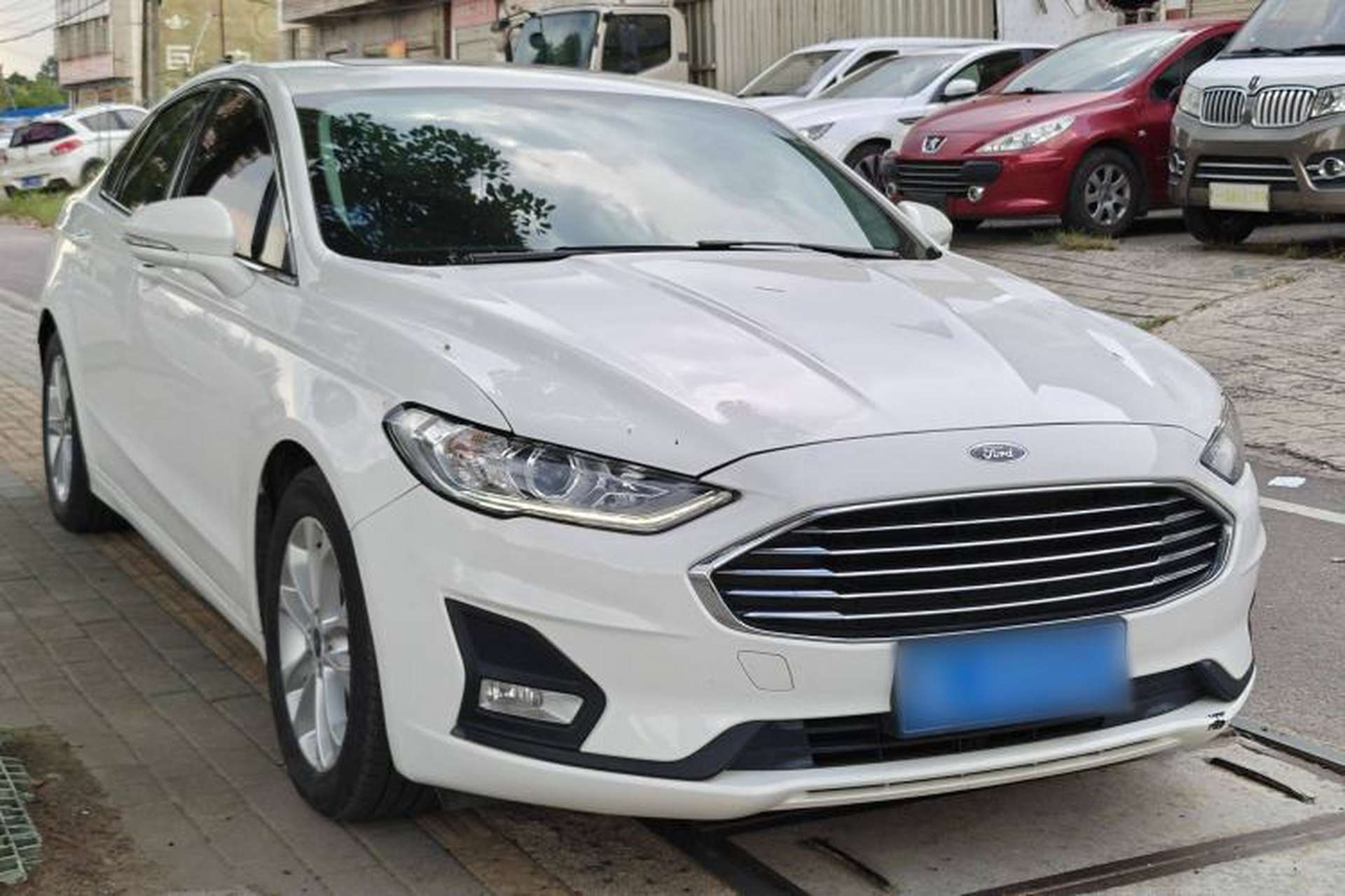 Used Ford Mondeo 2020 EcoBoost 180 Stylish Model Exterior 2