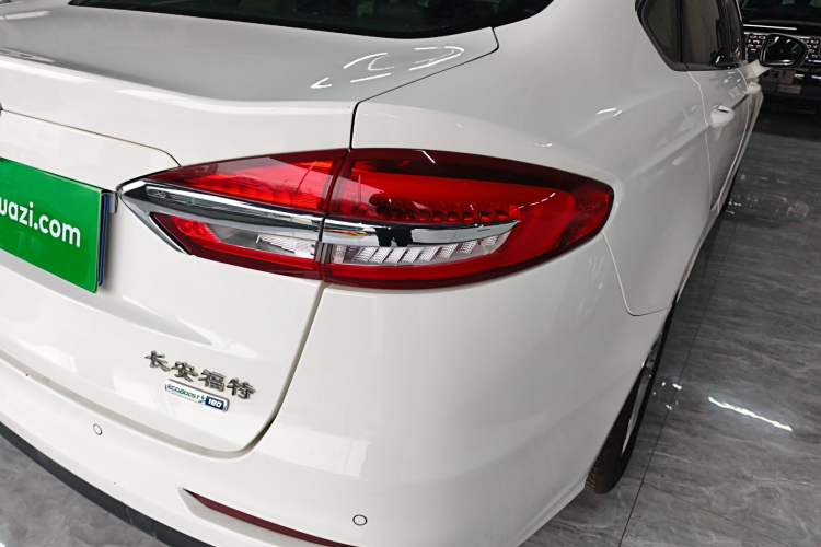 Used Ford Mondeo 2020 EcoBoost 180 Stylish Model Exterior 2
