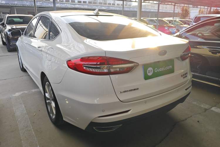 Used Ford Mondeo 2020 EcoBoost 180 Stylish Model Exterior 2