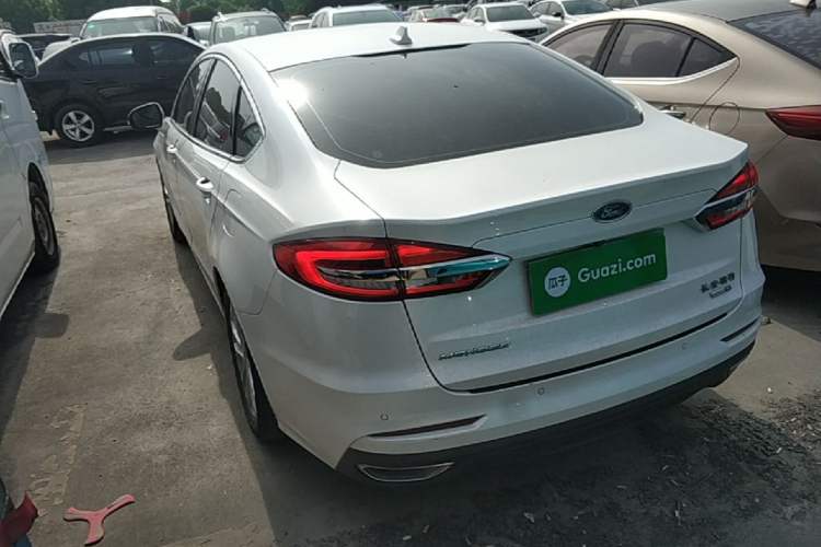 Used Ford Mondeo 2020 EcoBoost 180 Stylish Model Exterior 2