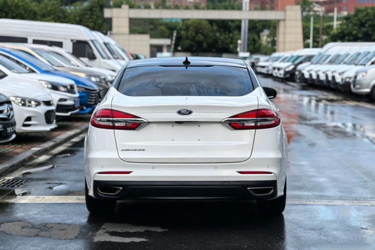 Used Ford Mondeo 2020 EcoBoost 180 Stylish Model Exterior 3