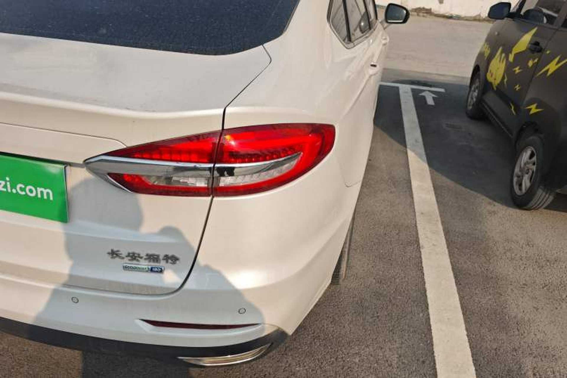 Used Ford Mondeo 2020 EcoBoost 180 Stylish Model Exterior 3