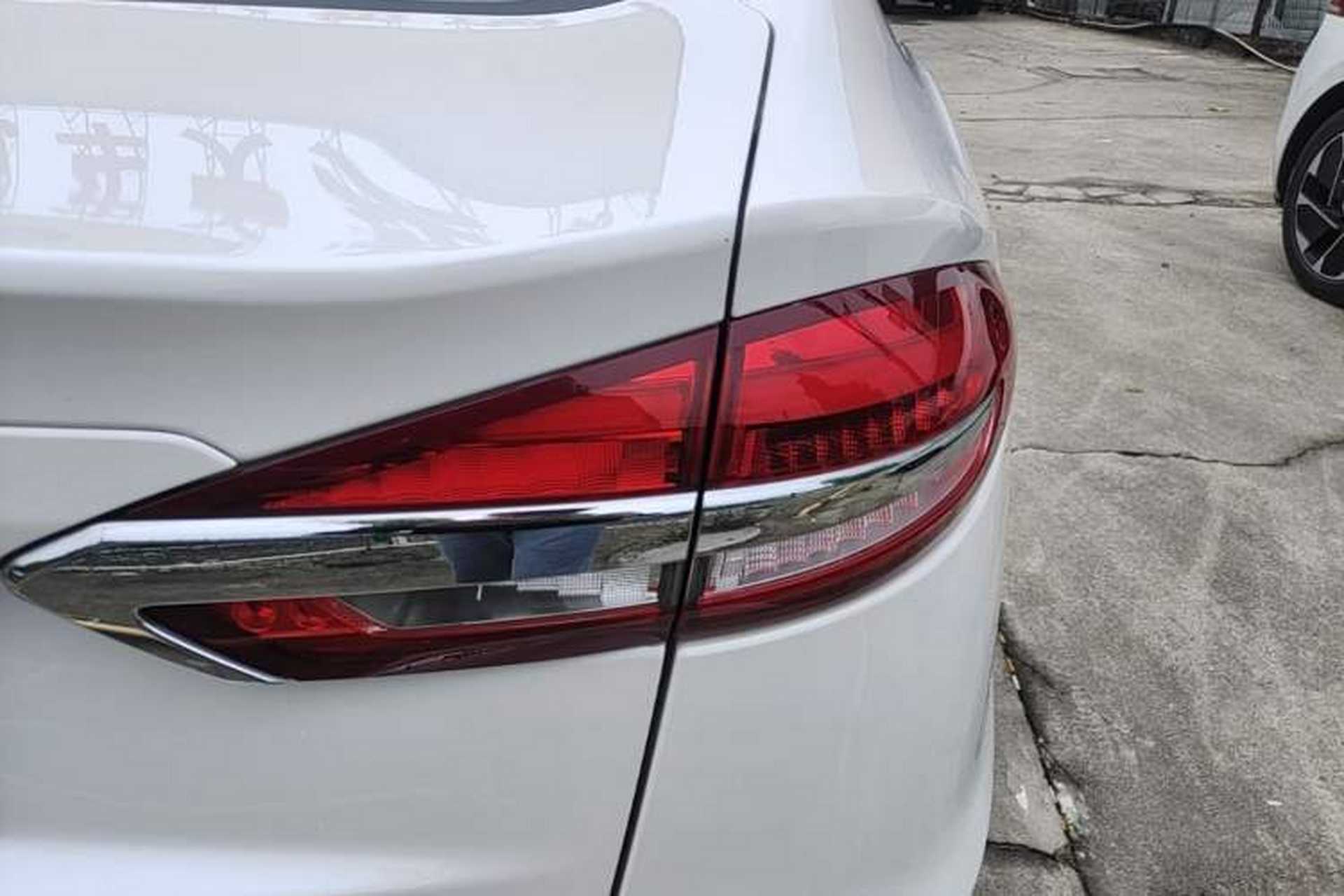 Used Ford Mondeo 2020 EcoBoost 200 Stylish Model Exterior 3