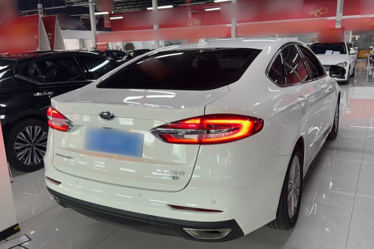 Used Ford Mondeo 2020 EcoBoost 180 Stylish Model Exterior 3
