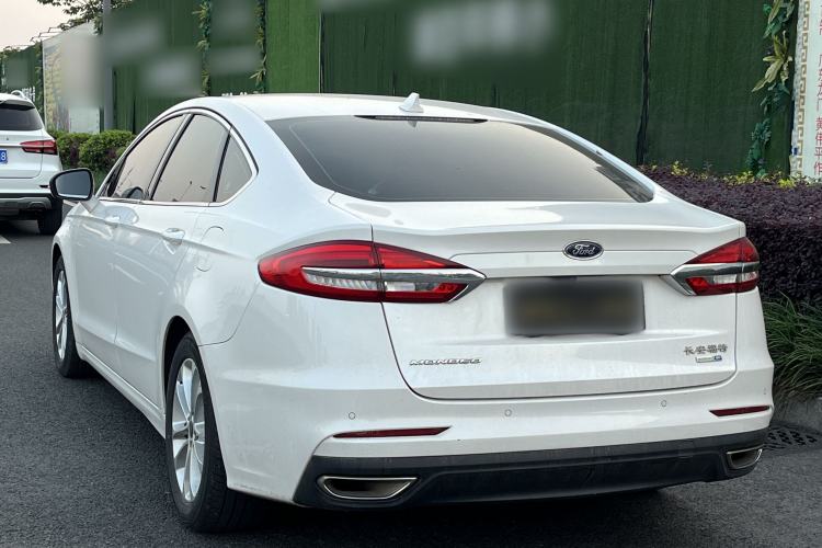 Used Ford Mondeo 2020 EcoBoost 180 Stylish Model Exterior 3