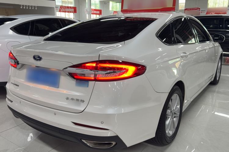 Used Ford Mondeo 2020 EcoBoost 180 Stylish Model Exterior 3