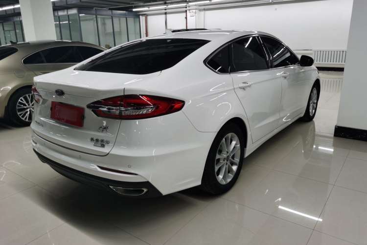 Used Ford Mondeo 2020 EcoBoost 180 Stylish Model Exterior 4