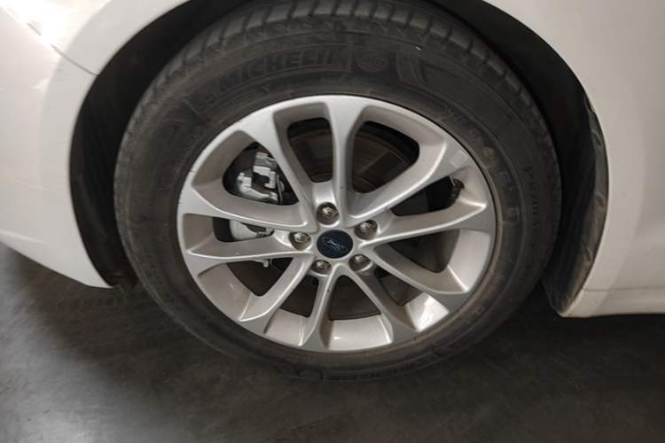 Used Ford Mondeo 2020 EcoBoost 180 Stylish Model Exterior 4