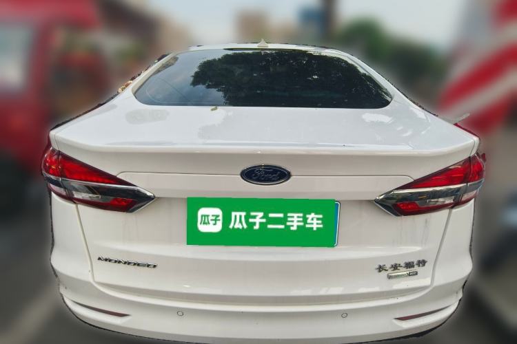 Used Ford Mondeo 2020 EcoBoost 200 Luxury Model Exterior 4