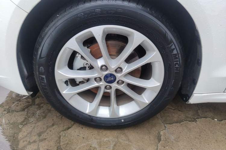 Used Ford Mondeo 2020 EcoBoost 200 Stylish Model Exterior 4