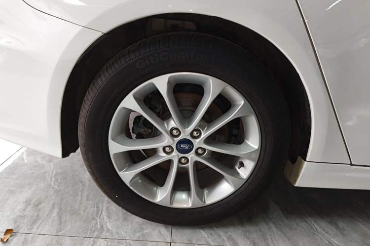 Used Ford Mondeo 2020 EcoBoost 180 Stylish Model Exterior 4