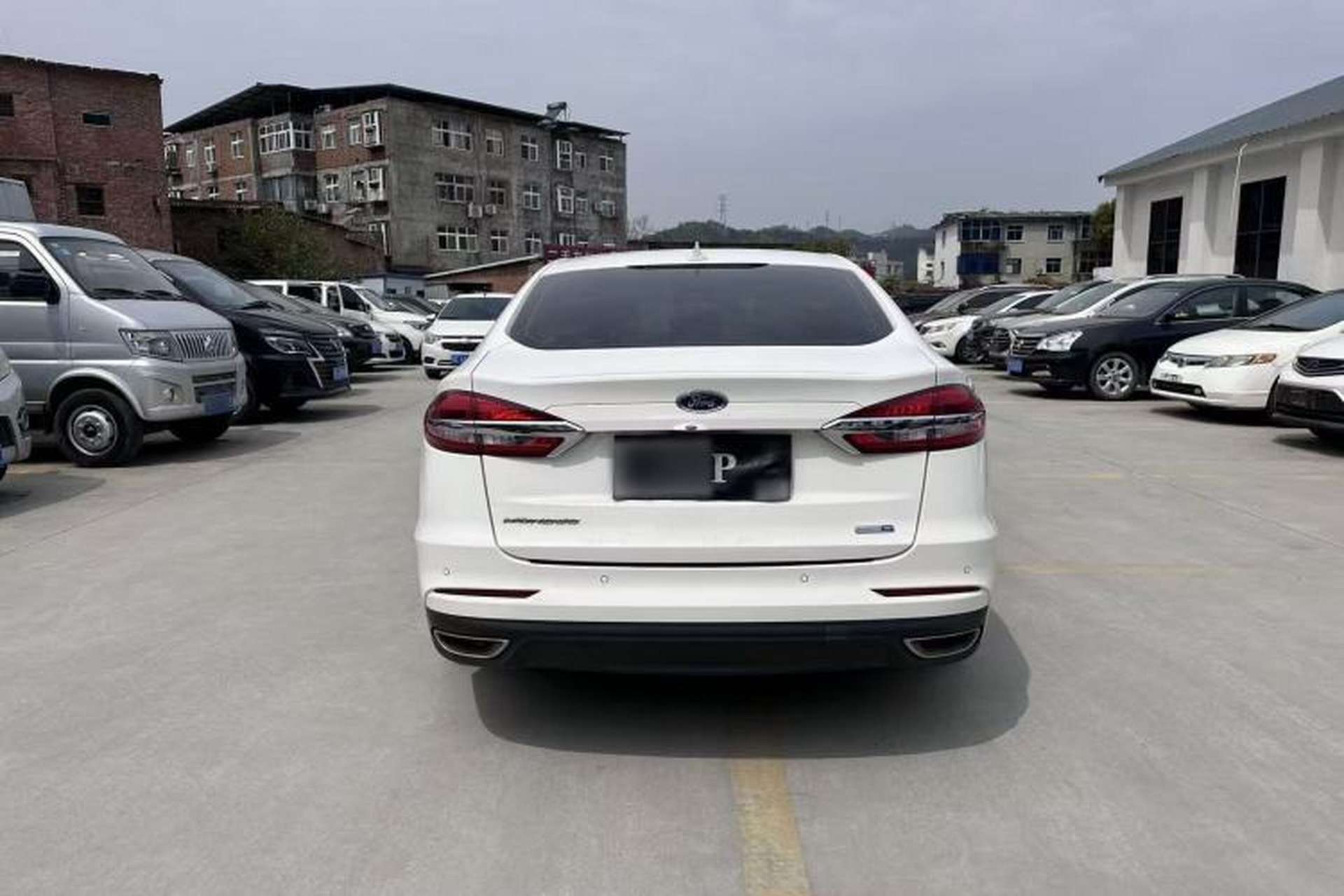 Used Ford Mondeo 2020 EcoBoost 180 Stylish Model Exterior 4