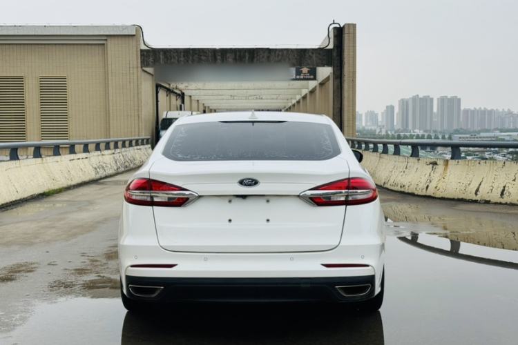 Used Ford Mondeo 2020 EcoBoost 180 Stylish Model Exterior 4