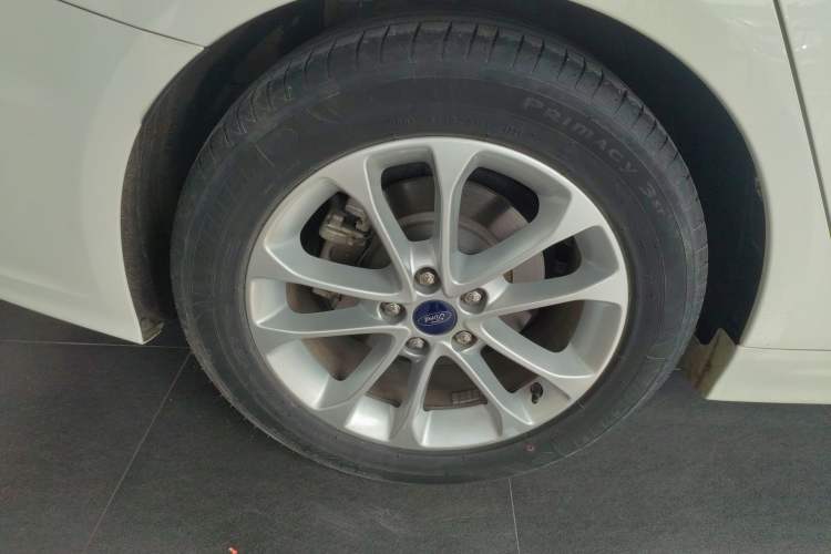 Used Ford Mondeo 2020 EcoBoost 180 Stylish Model Exterior 5