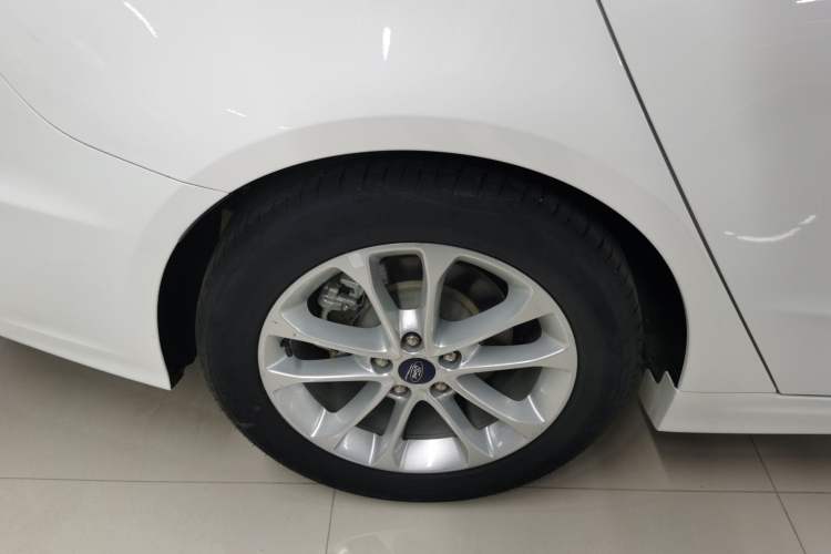 Used Ford Mondeo 2020 EcoBoost 180 Stylish Model Exterior 5