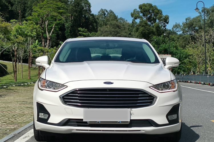 Used Ford Mondeo 2020 EcoBoost 180 Stylish Model Exterior 5