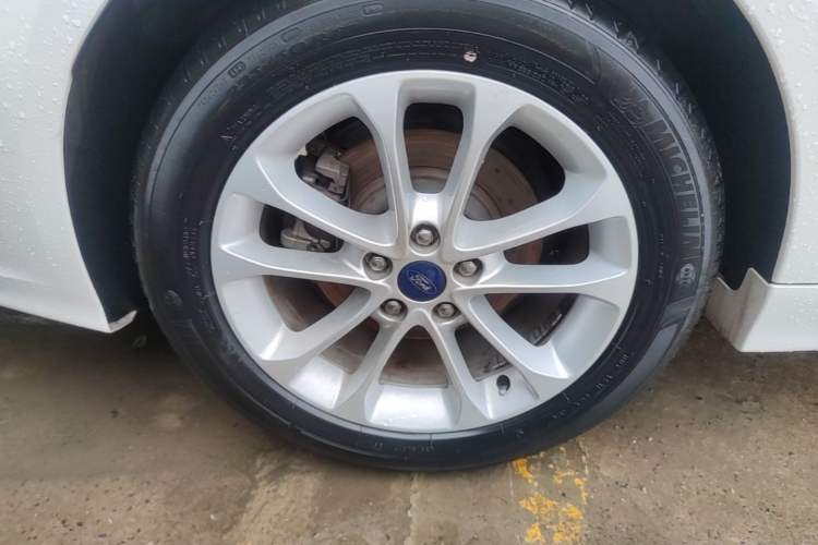 Used Ford Mondeo 2020 EcoBoost 200 Stylish Model Exterior 5