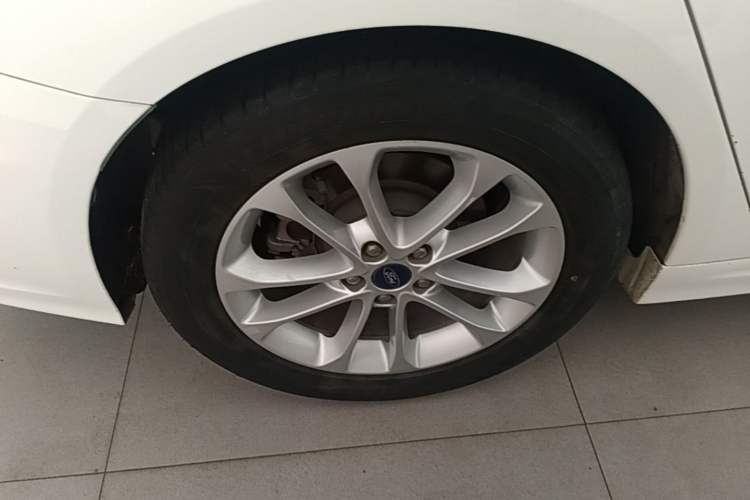 Used Ford Mondeo 2020 EcoBoost 180 Stylish Model Exterior 5