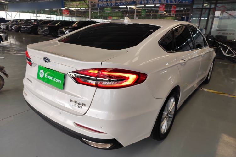 Used Ford Mondeo 2020 EcoBoost 180 Stylish Model Exterior 5