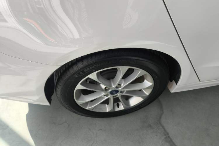 Used Ford Mondeo 2020 EcoBoost 180 Stylish Model Exterior 5