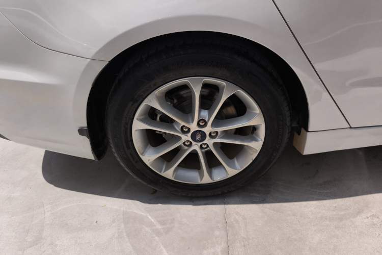 Used Ford Mondeo 2020 EcoBoost 180 Stylish Model Exterior 5