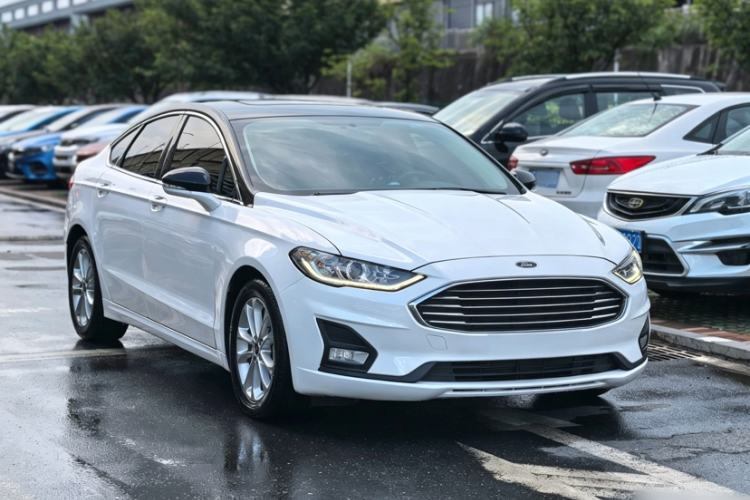 Used Ford Mondeo 2020 EcoBoost 180 Stylish Model Exterior 6