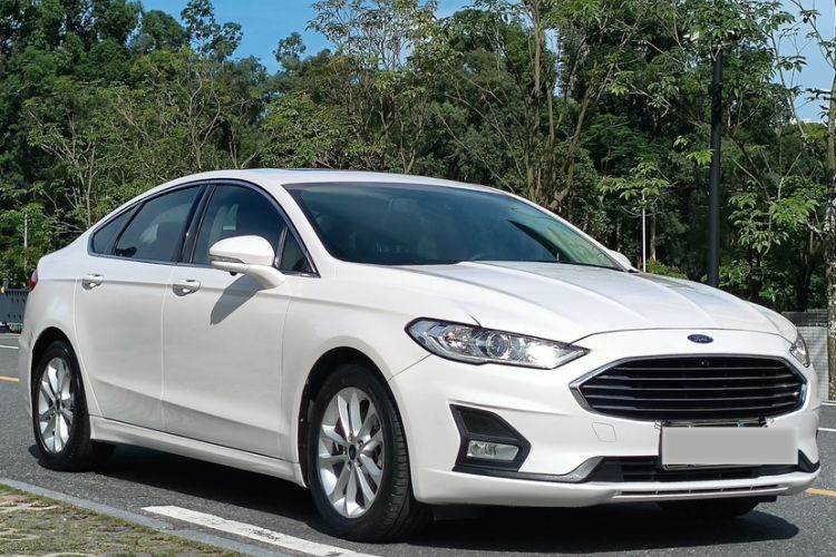 Used Ford Mondeo 2020 EcoBoost 180 Stylish Model Exterior 6