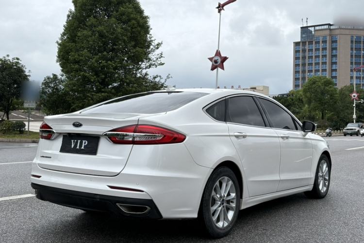 Used Ford Mondeo 2020 EcoBoost 180 Stylish Model Exterior 6