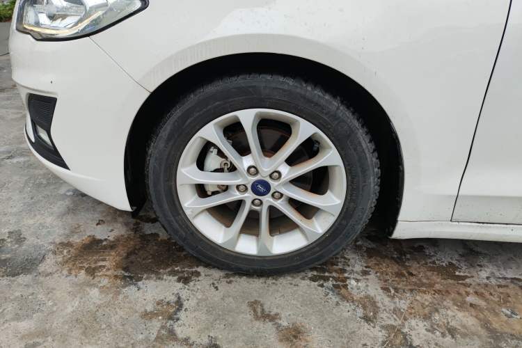 Used Ford Mondeo 2020 EcoBoost 180 Stylish Model Exterior 7