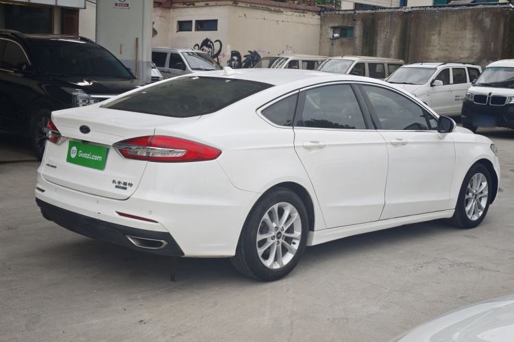 Used Ford Mondeo 2020 EcoBoost 180 Stylish Model Exterior 7