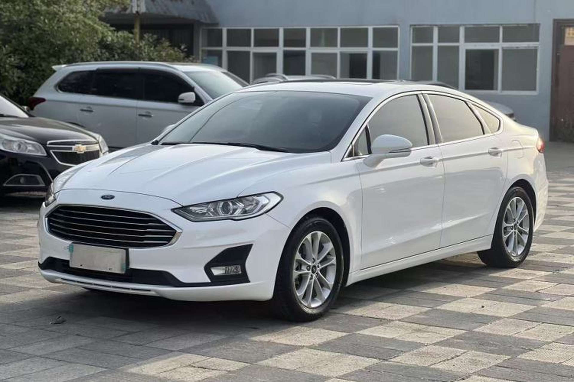 Used Ford Mondeo 2020 EcoBoost 200 Stylish Model Front Left 45 Deg