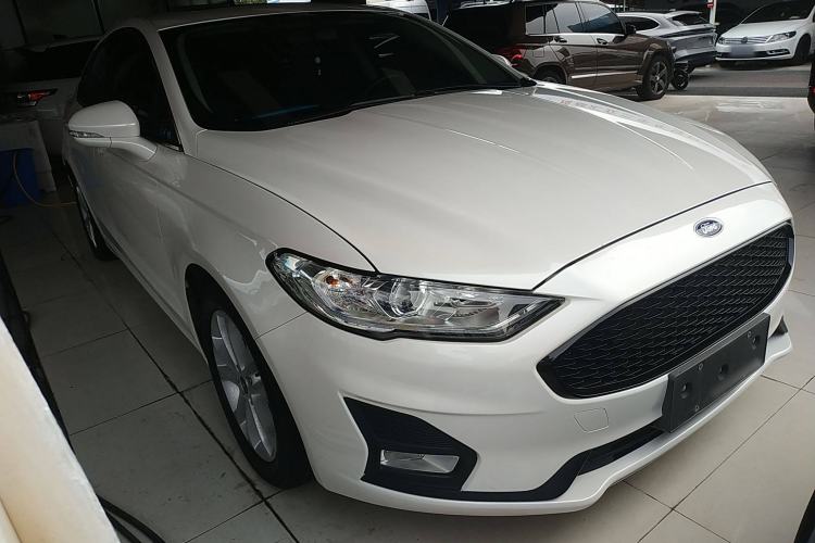 Used Ford Mondeo 2020 EcoBoost 180 Stylish Model Front Right 45 Deg