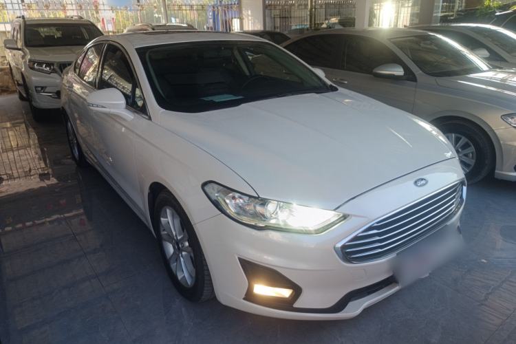 Used Ford Mondeo 2020 EcoBoost 180 Stylish Model Front Right 45 Deg