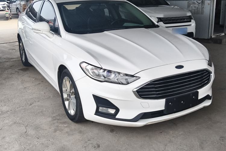 Used Ford Mondeo 2020 EcoBoost 180 Stylish Model Front Right 45 Deg