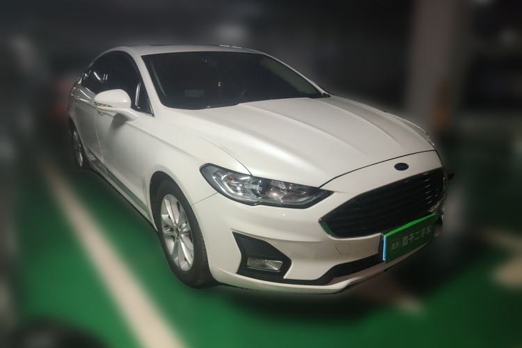 Used Ford Mondeo 2020 EcoBoost 180 Stylish Model Front Right 45 Deg