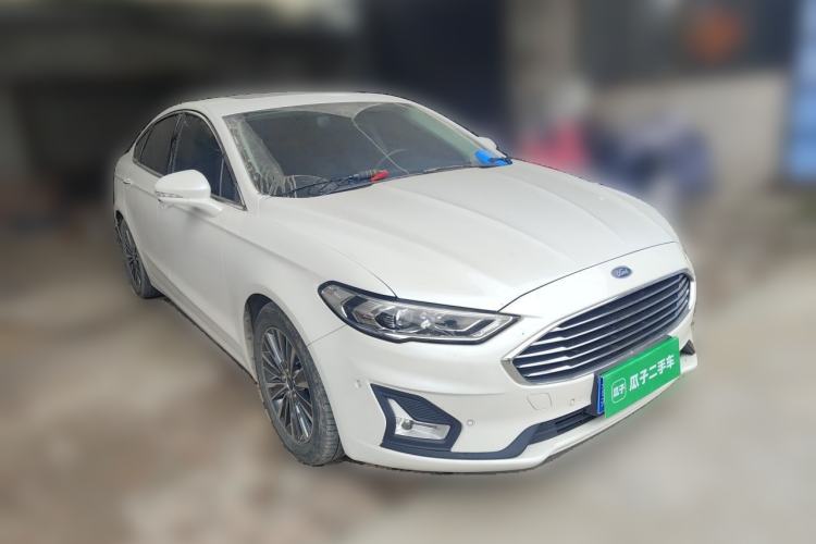 Used Ford Mondeo 2020 EcoBoost 200 Luxury Model Front Right 45 Deg