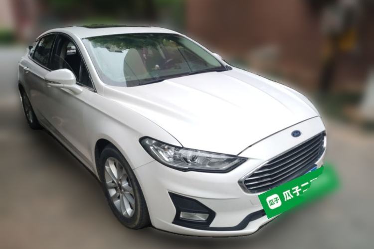 Used Ford Mondeo 2020 EcoBoost 180 Stylish Model Front Right 45 Deg