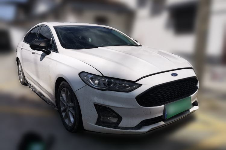 Used Ford Mondeo 2020 EcoBoost 200 Stylish Model Front Right 45 Deg