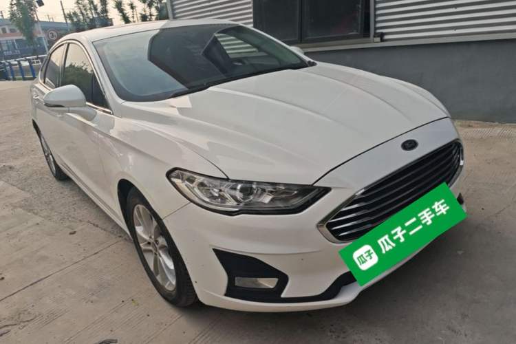 Used Ford Mondeo 2020 EcoBoost 180 Stylish Model Front Right 45 Deg