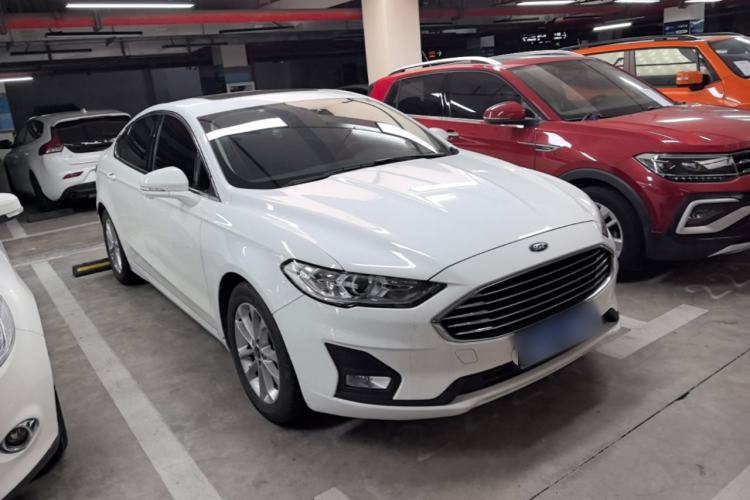 Used Ford Mondeo 2020 EcoBoost 180 Stylish Model Front Right 45 Deg