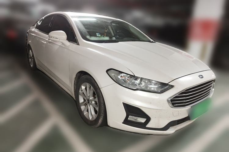 Used Ford Mondeo 2020 EcoBoost 180 Stylish Model Front Right 45 Deg